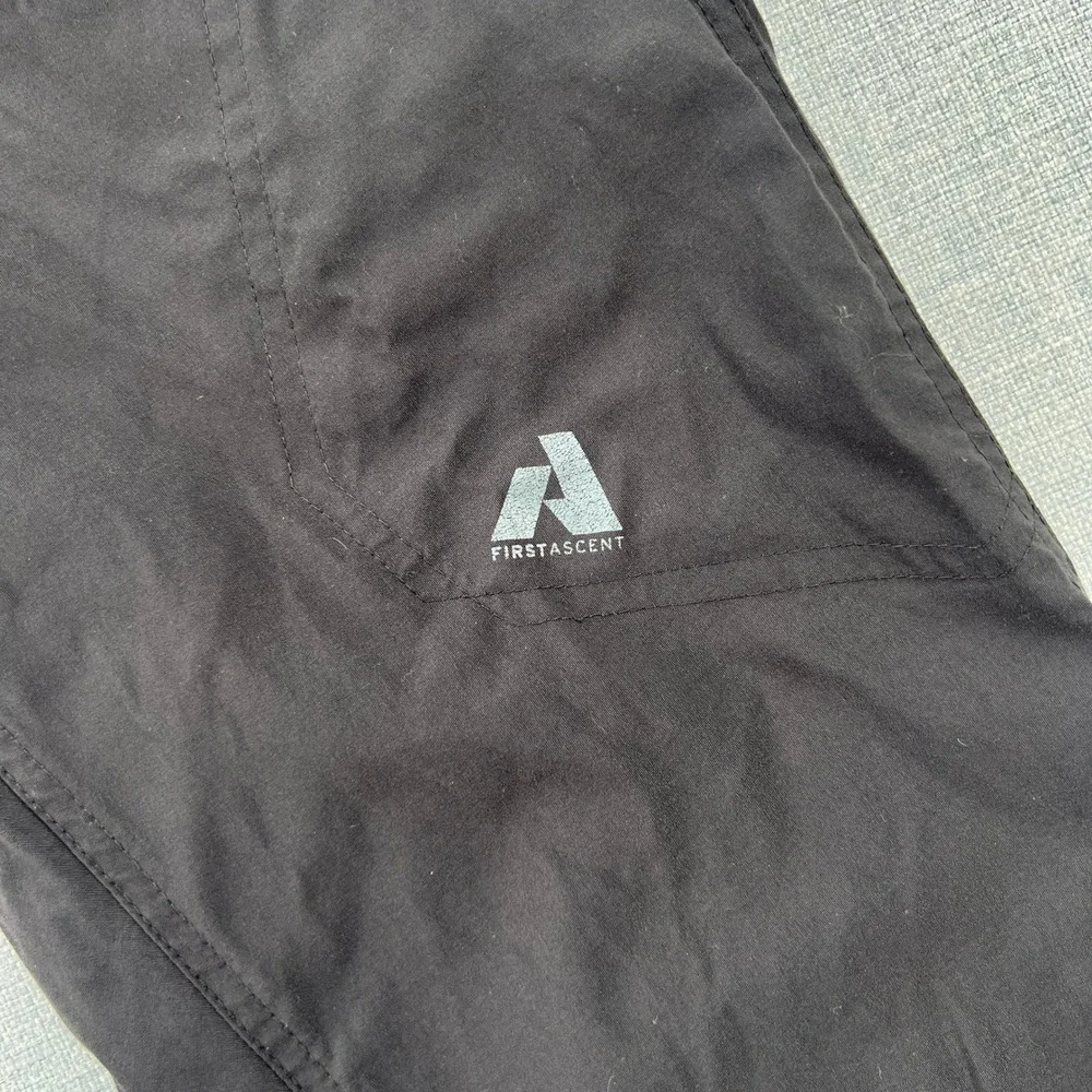 Eddie Bauer First Ascent Mens 34x34 (fit 35x33) Black Guide Pants Hiking Cargo